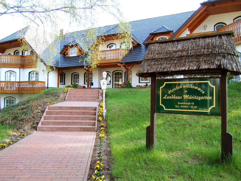 Röbel Landhaus Mueritzgarten Hotel Garni מראה חיצוני תמונה